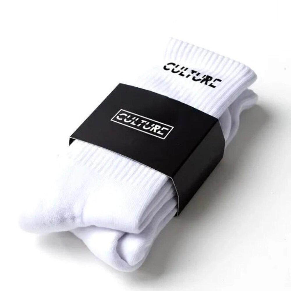 Culture Essential Socks (2-Pack) NWT 8-13